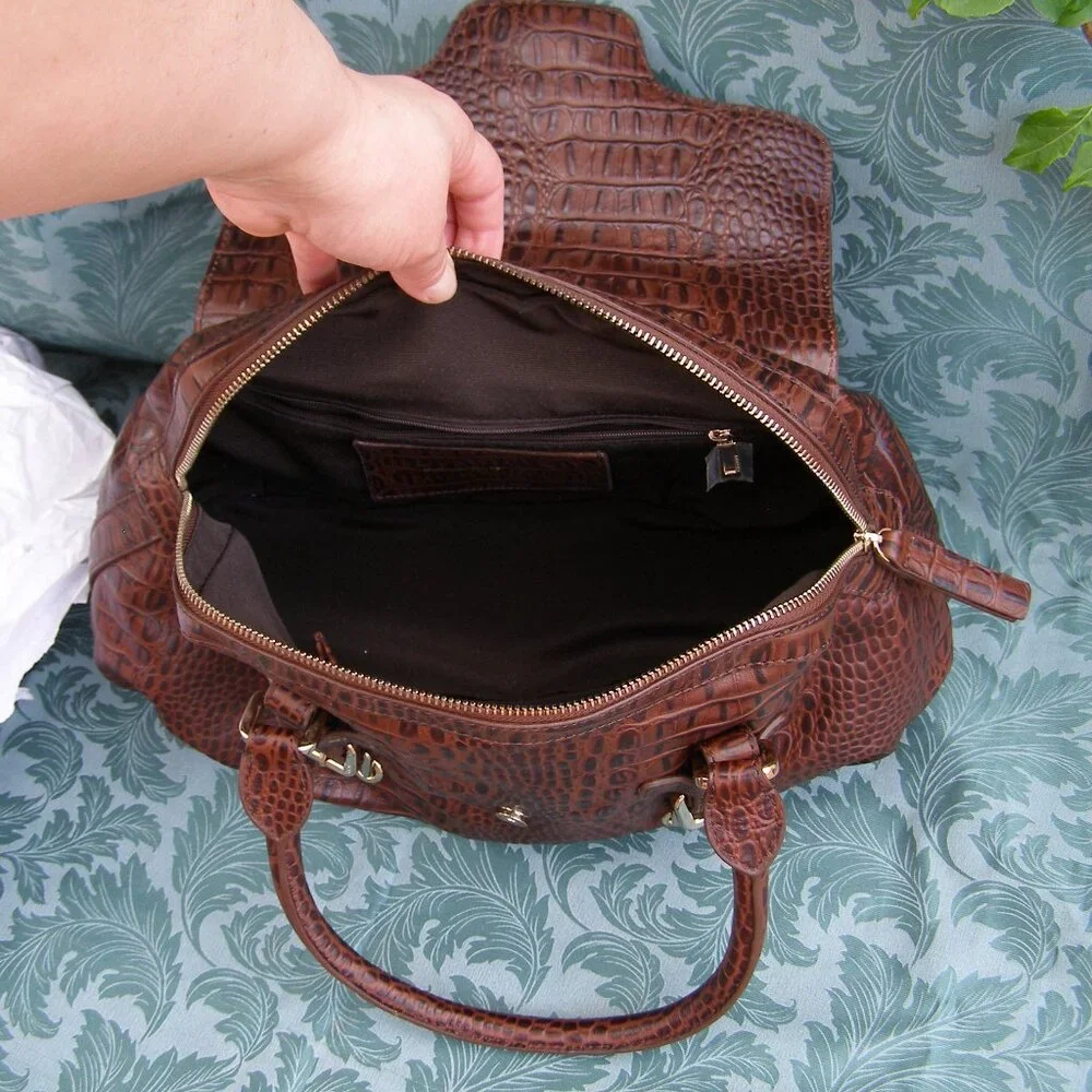 NEW MAZZINI Brown Leather Bag w/Tag Croc Embossed